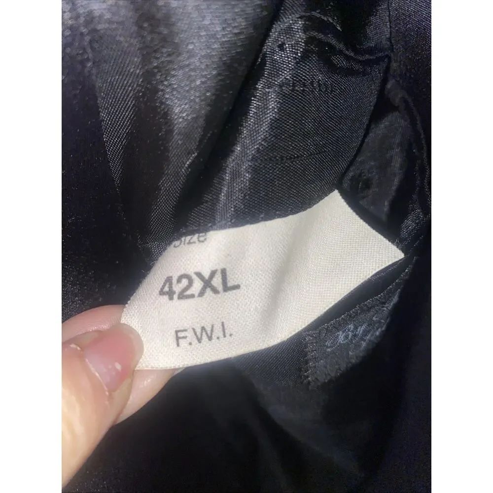 N/A formal wear